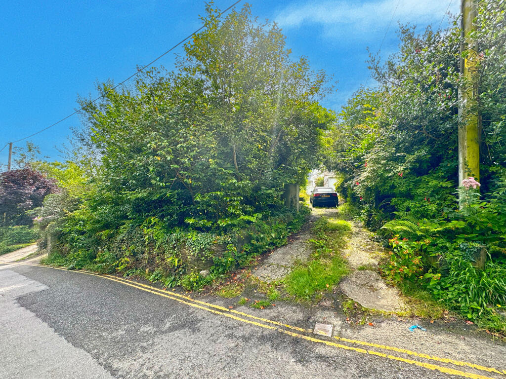 33_fh from road