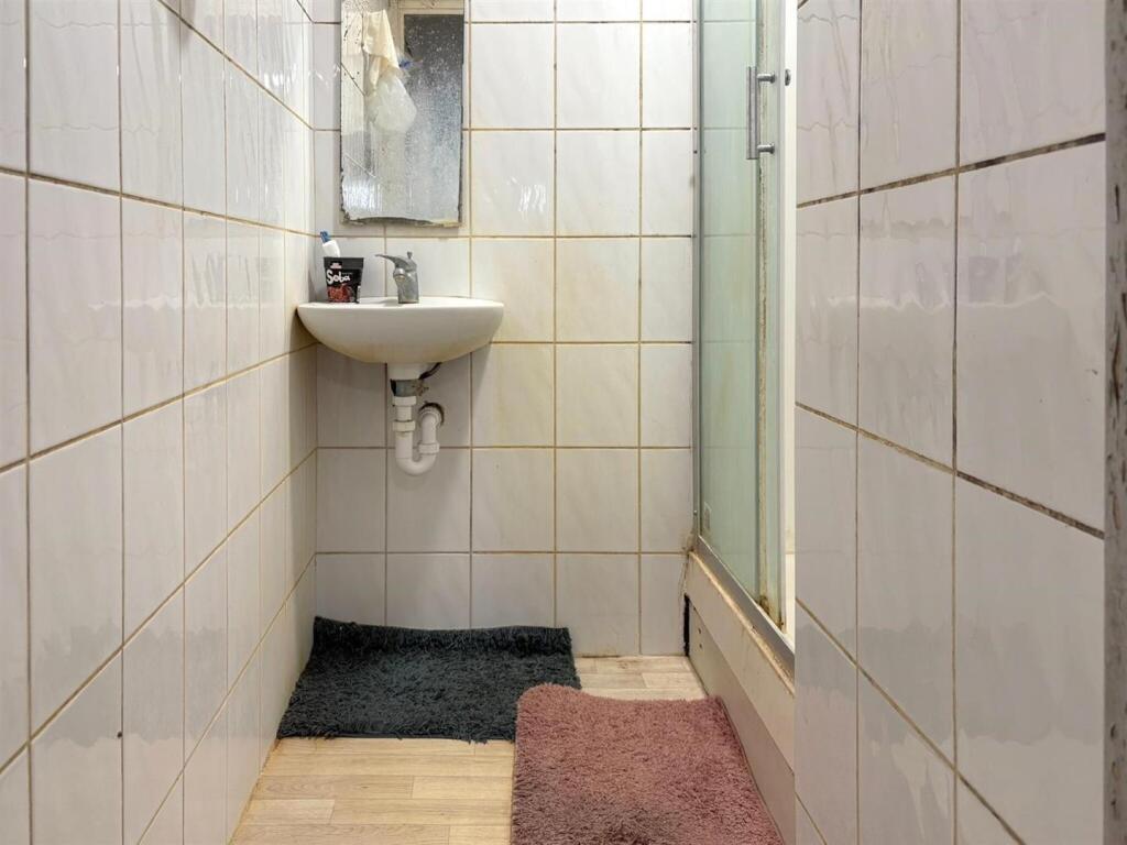 Parry Avenue, E6, House For Sale By Barrain London