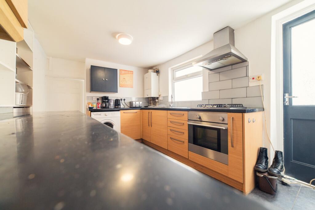 Call 02920 454555 to secure your viewing_3