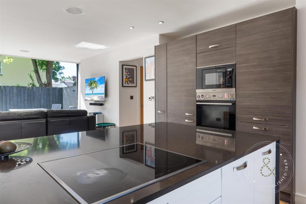 Conway Mews, Hern Crabtree (5).jpg