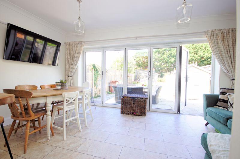 Open Plan Kitchen/Dining/Family Room