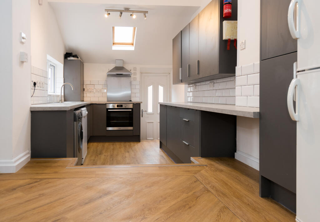 69 CR New Kitchen-4.