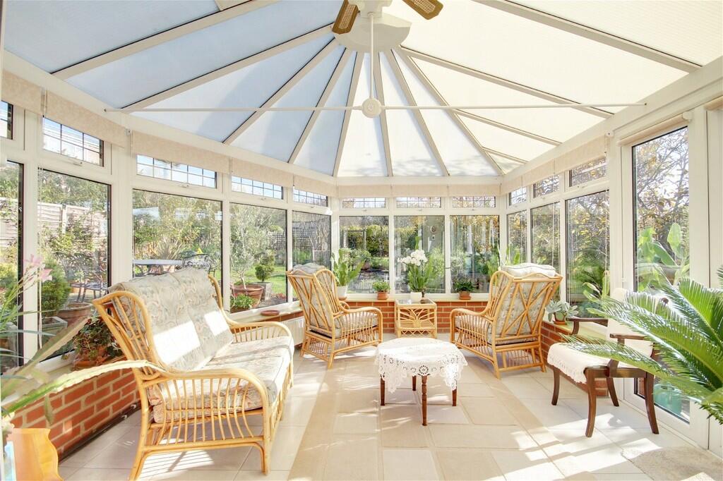 26a27a03-a247-44f...