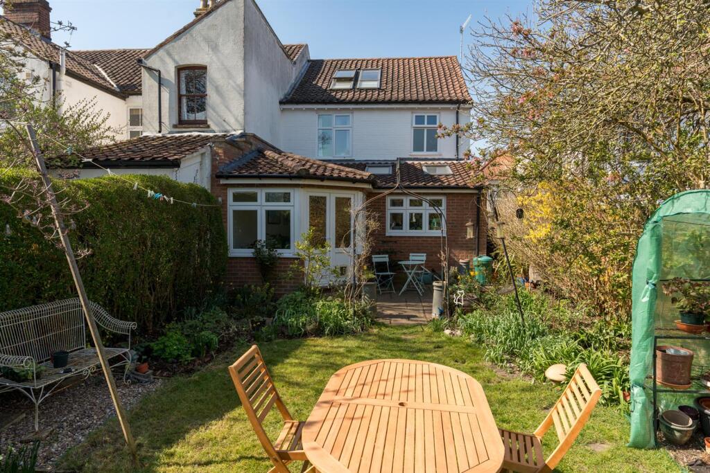 44TurnerRd-002.jpg