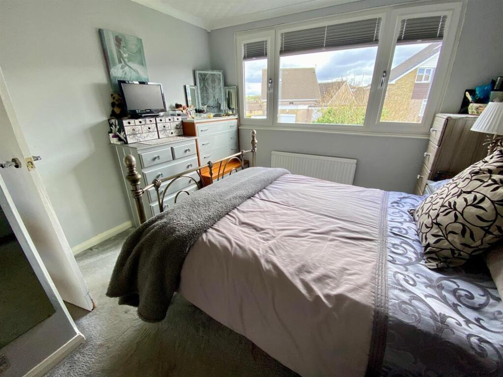 bed 1 other angle.jpg