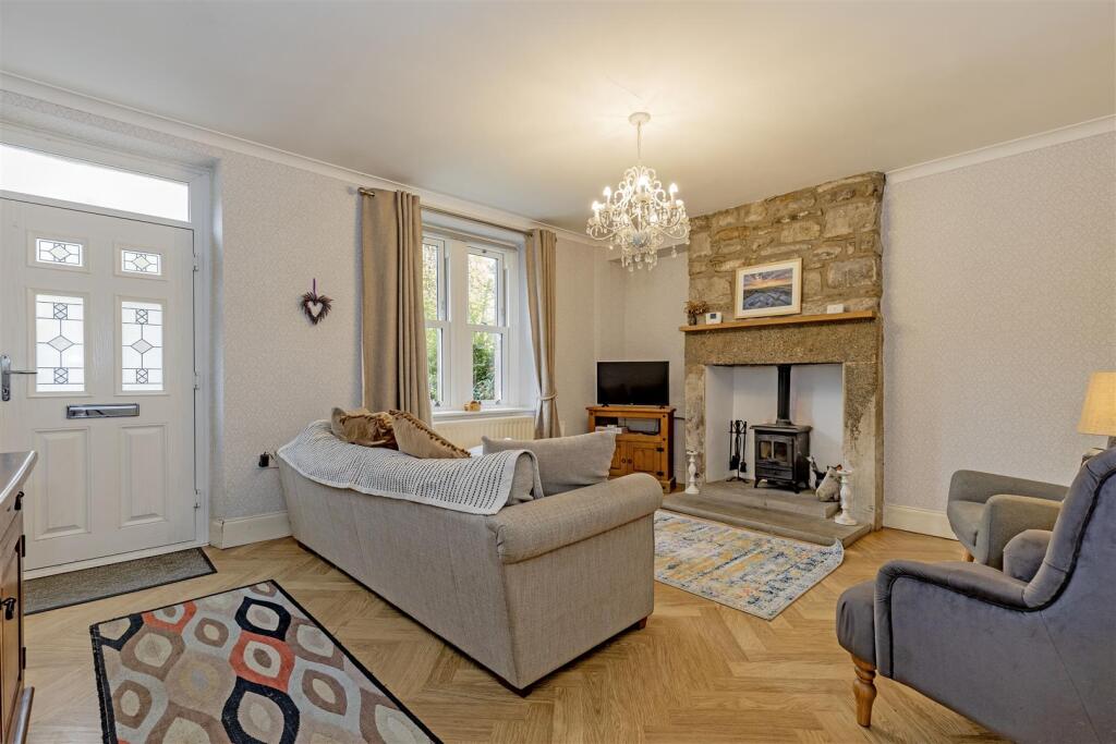 Reception Room-3.jpg