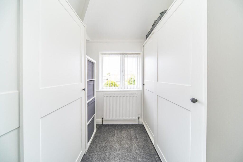 7 Cliftonville bedroom 3.jpg