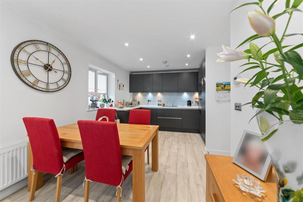 6 Jennings Court-17.jpg