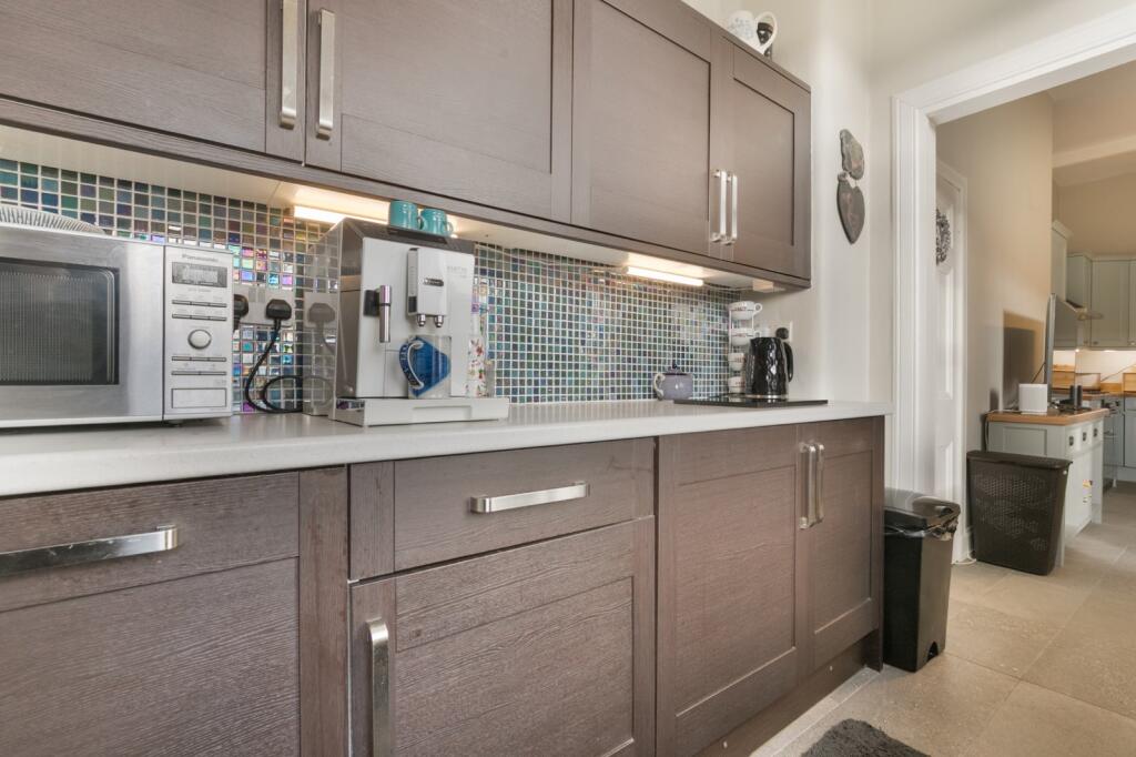 Picture No. 28