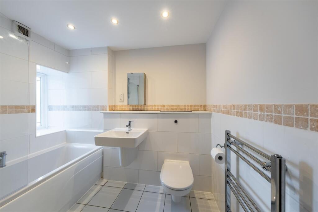8 Petherton House-019.jpg