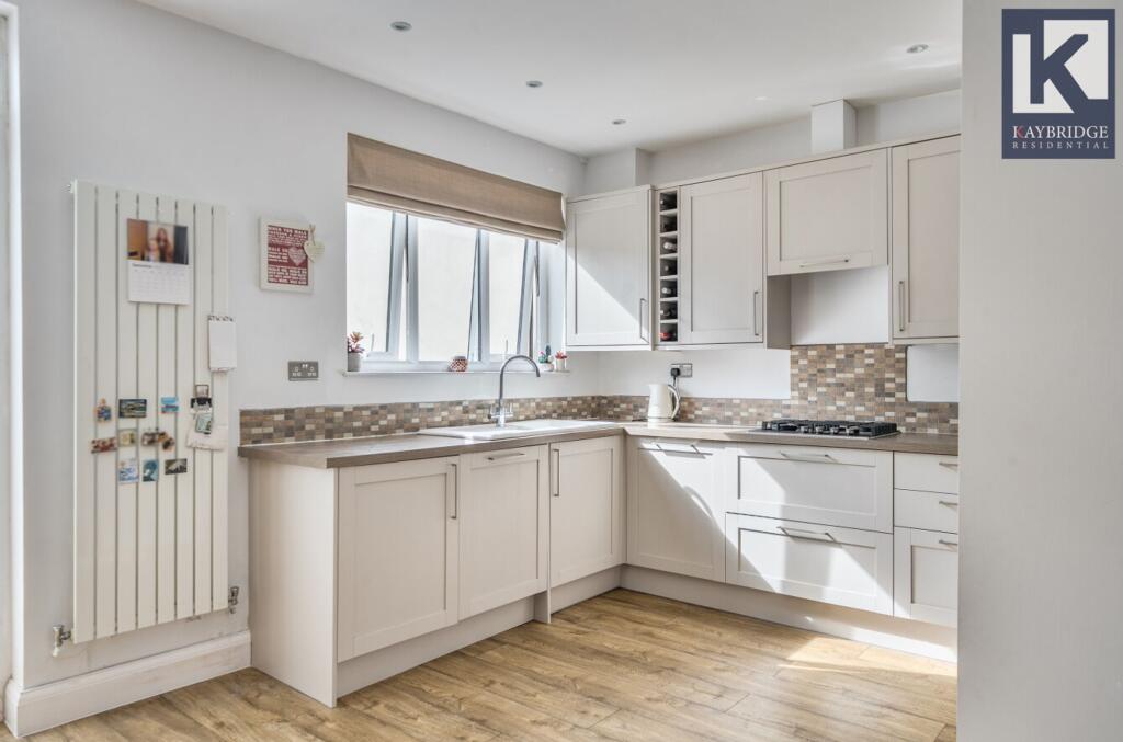 Cherrywood Lane, Morden - SM4 4HD