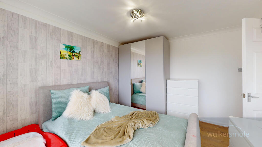 10-Holt-Park-Grove-10272025_123204