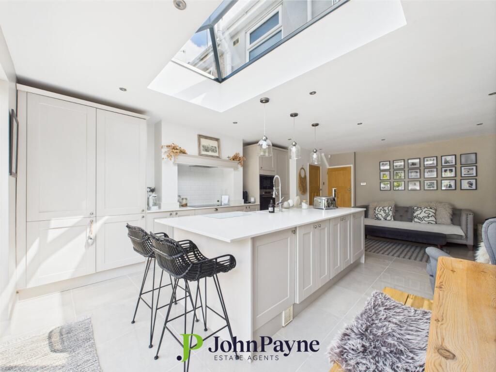 Kitchen/Living Area