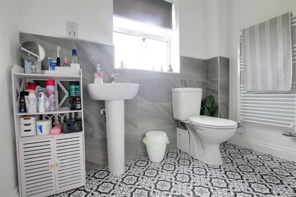 En-suite Shower Room