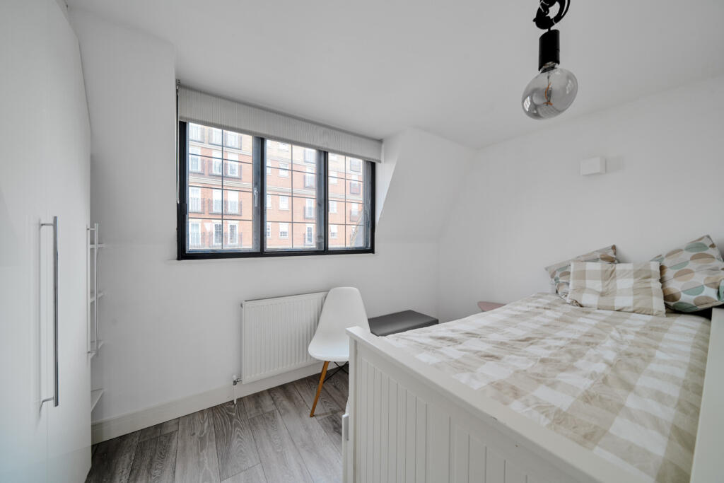 1300586-25-684188...