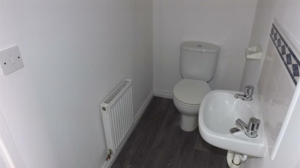 GUEST WC