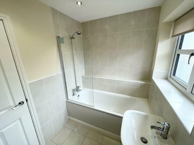 House Bathroom 2.jpg