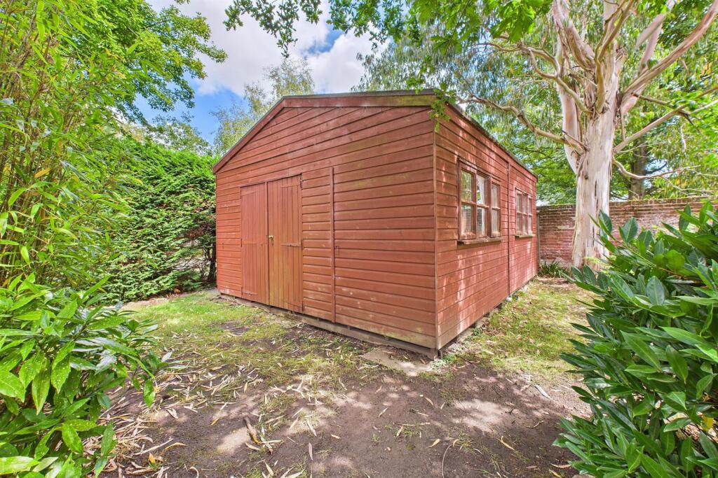 Shed