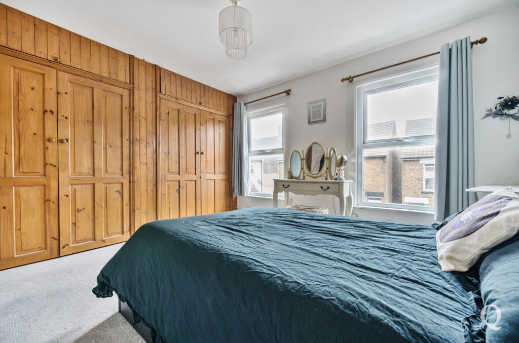 5c07d33d-4eff-4ae...