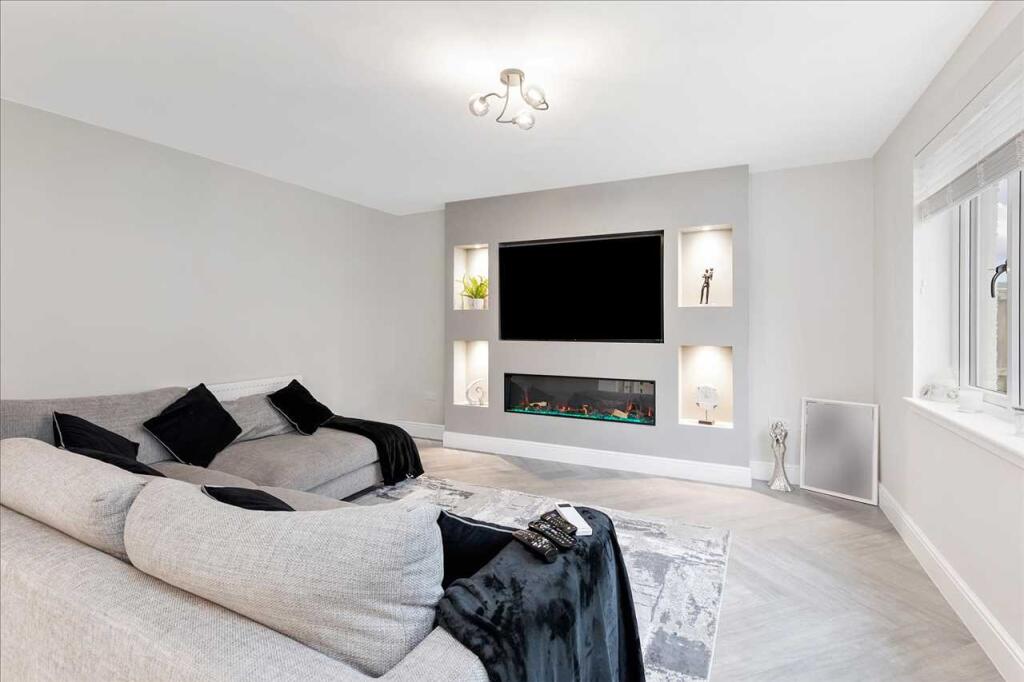 Family Room (1)