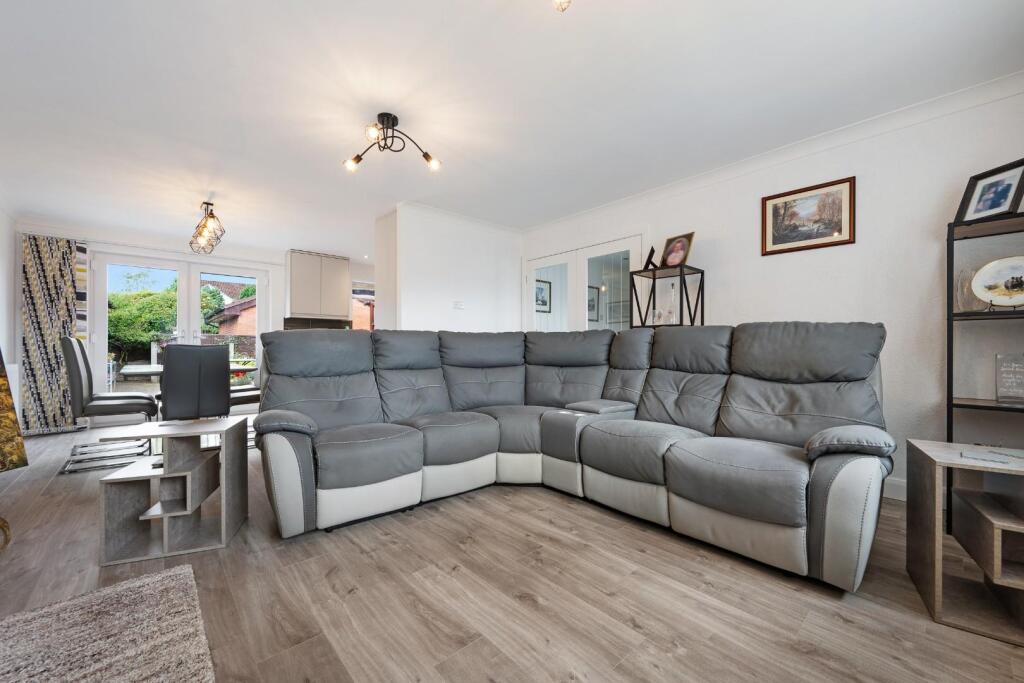 1 Chelwood Close HDR-16.jpg