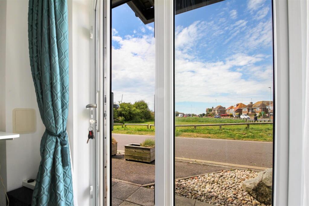 Drake House, 4-007.jpg