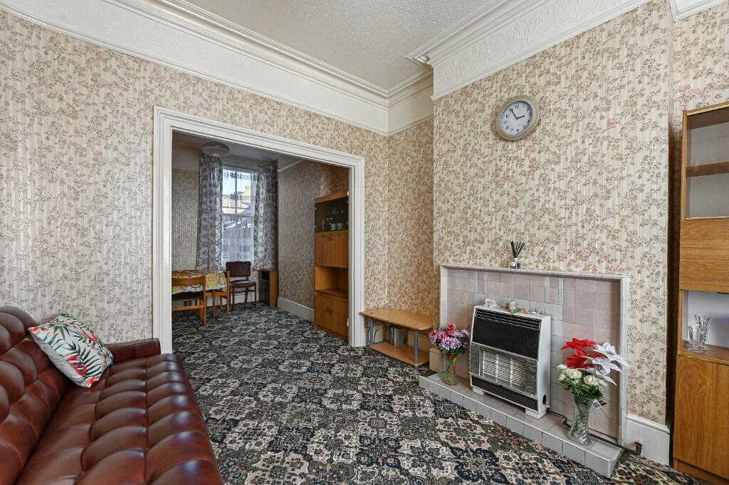 Through Lounge