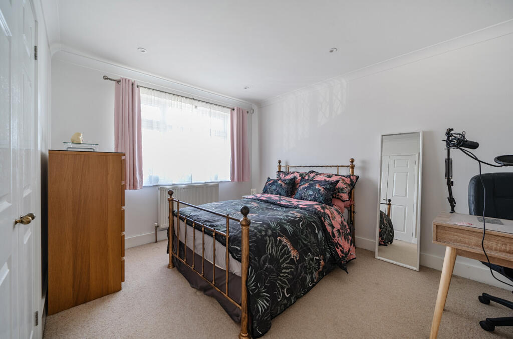 17-681a301d8217a-...