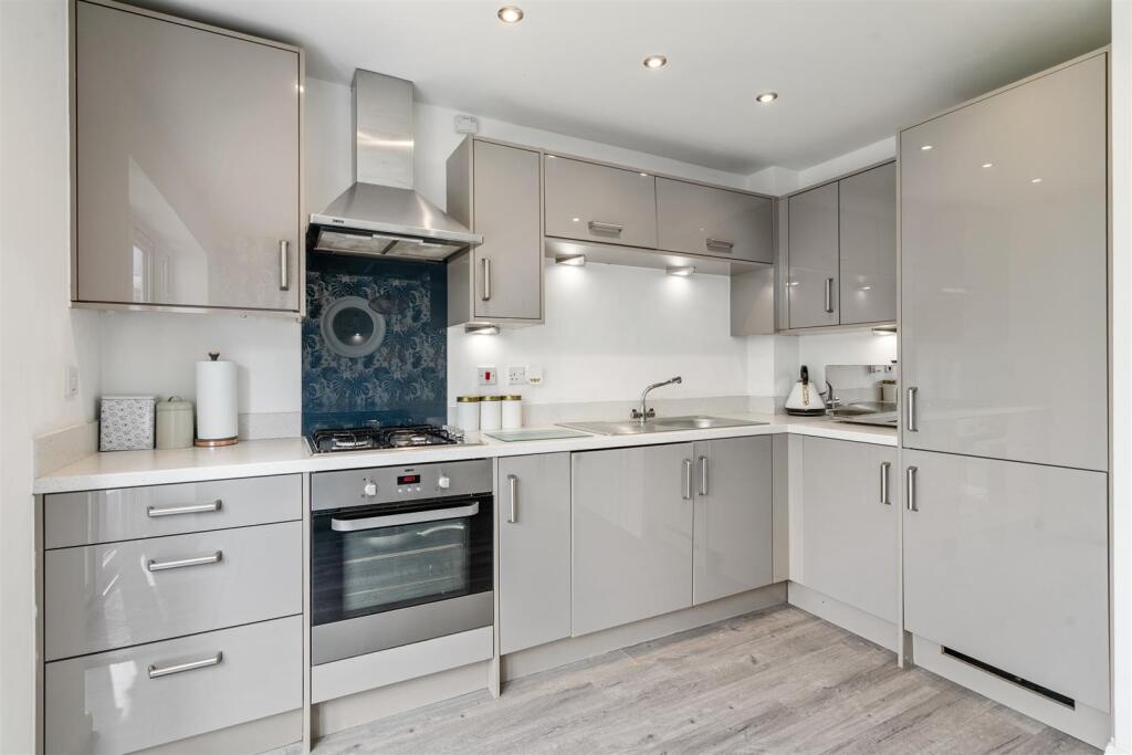 28 Dewberry Road_11.jpg