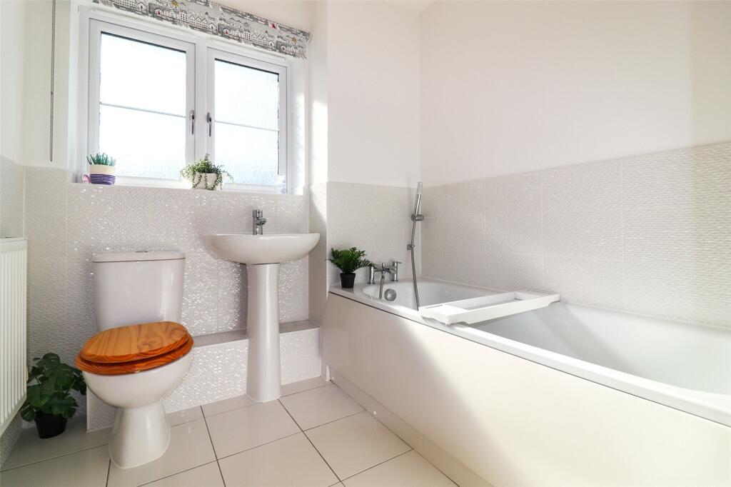 Main Bathroom