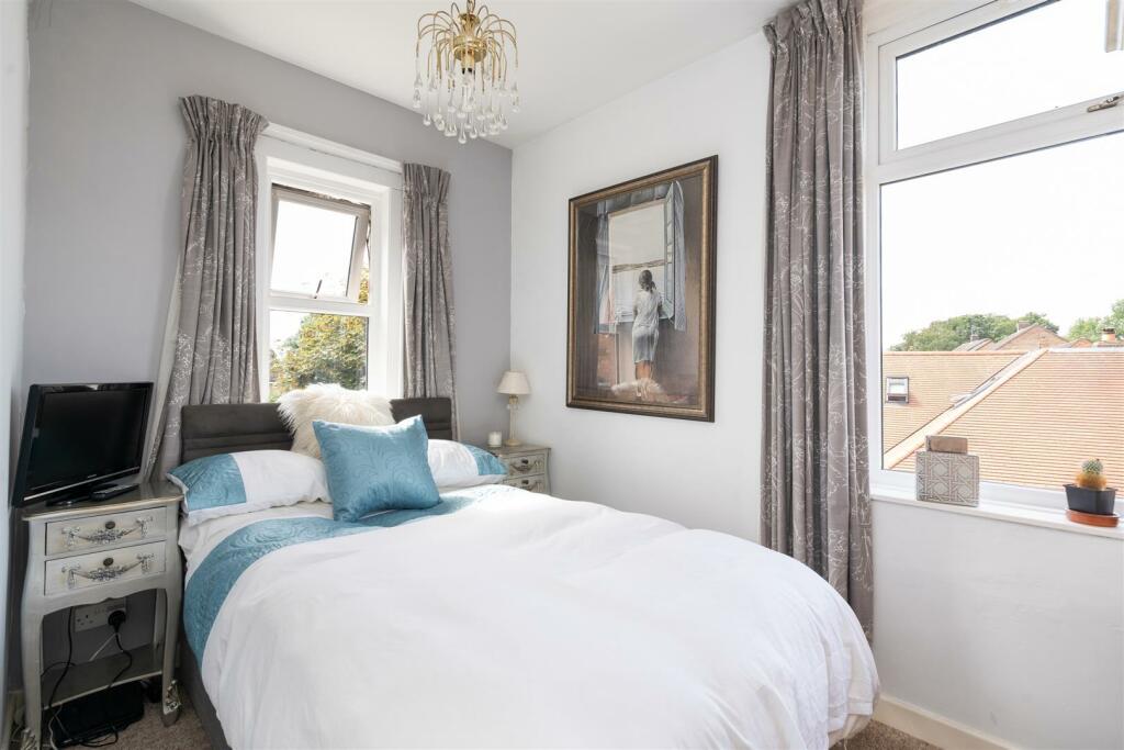 25 Fetherstone Grange, Glasshouse Lane, Lapworth B