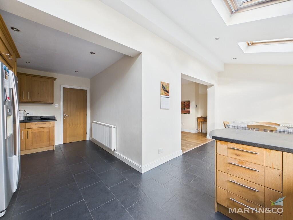 CAM03111G0-PR0406...