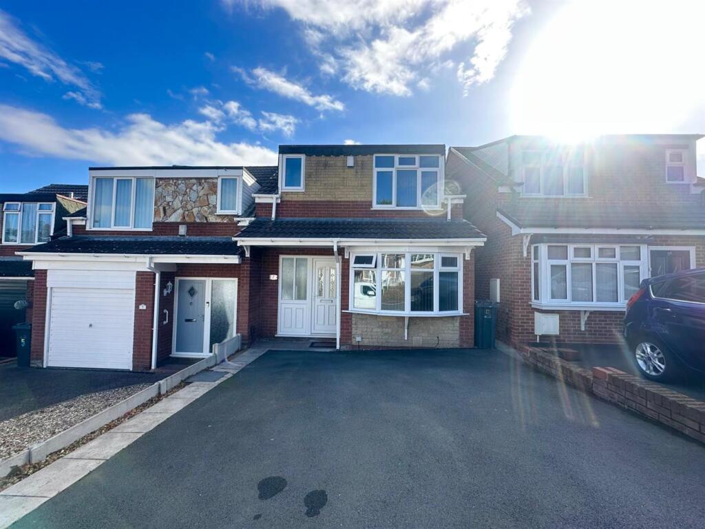 WhatsApp Image 2025-10-06 at 2.51.35 PM (30).jpeg