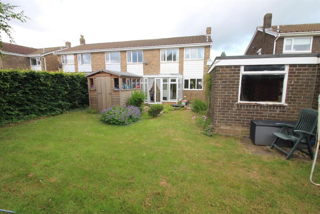 34 Weaverham Rd-Rear2.JPG