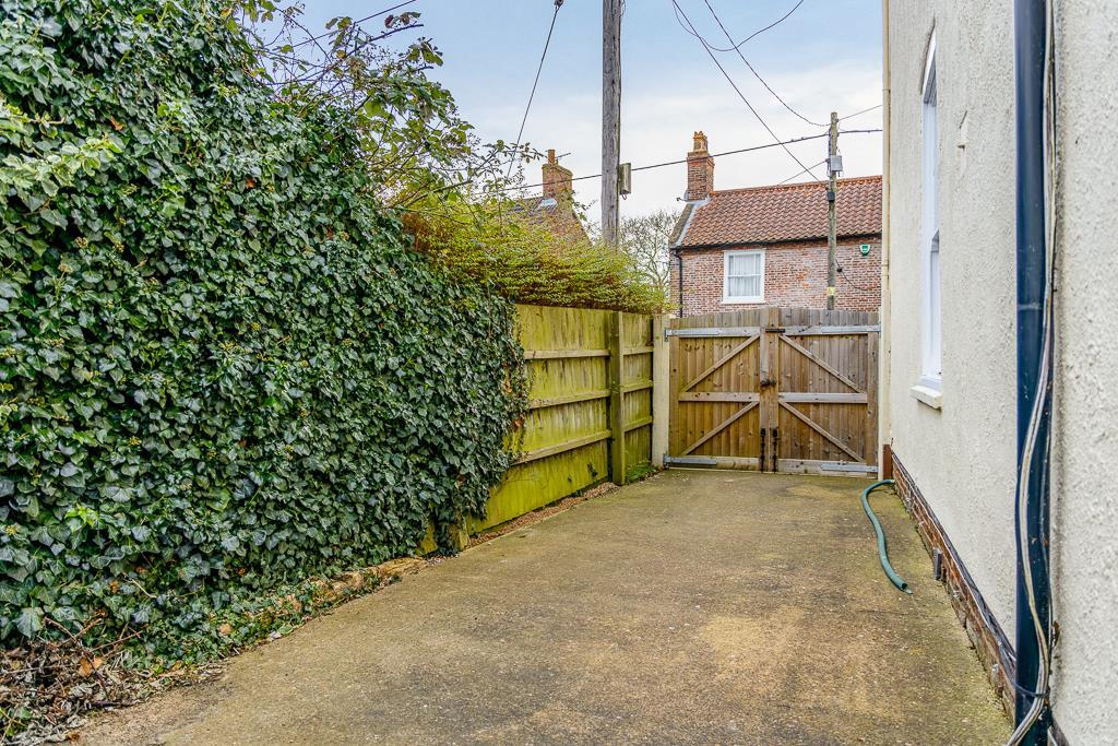 27 Church Street (Donington)-9.jpg