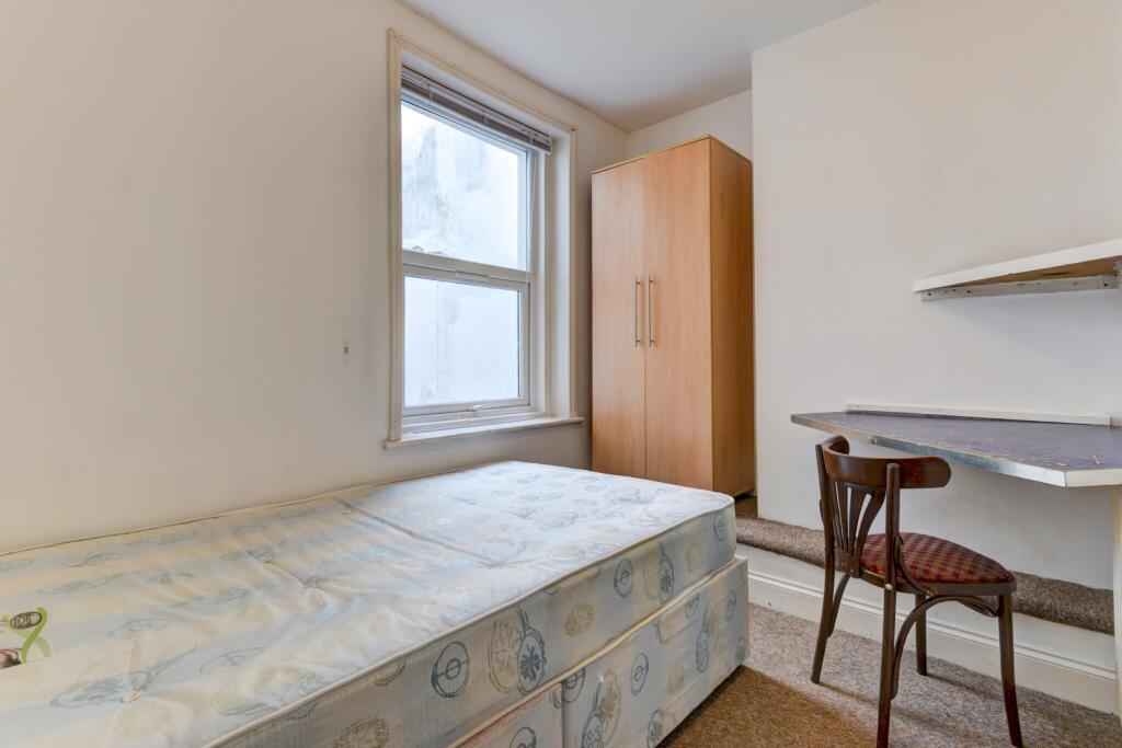 19 Ditchling Road Bedroom 3