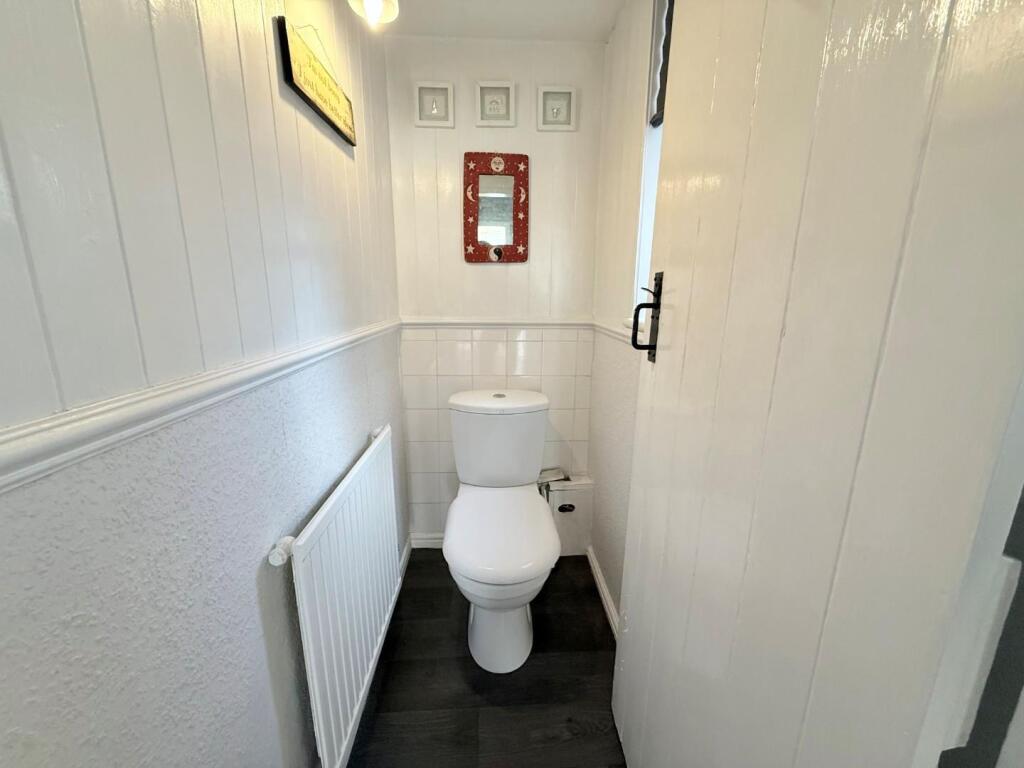 Downstairs WC.jpg