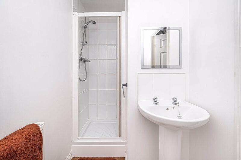 En Suite Shower Room