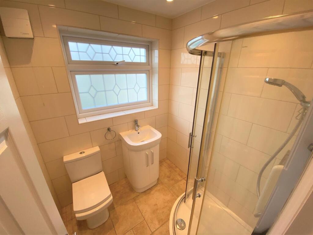shower room. new.jpg