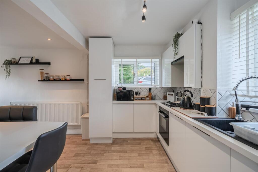 57 Mynydd Maen Road-14.jpg