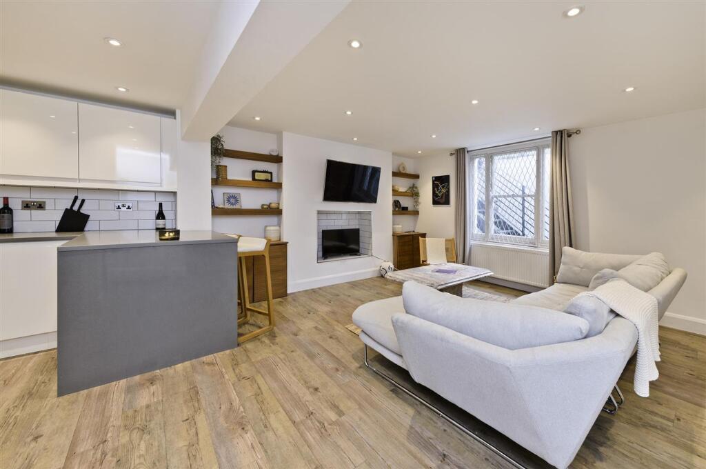 121a westbourne pk rd-0003.jpg