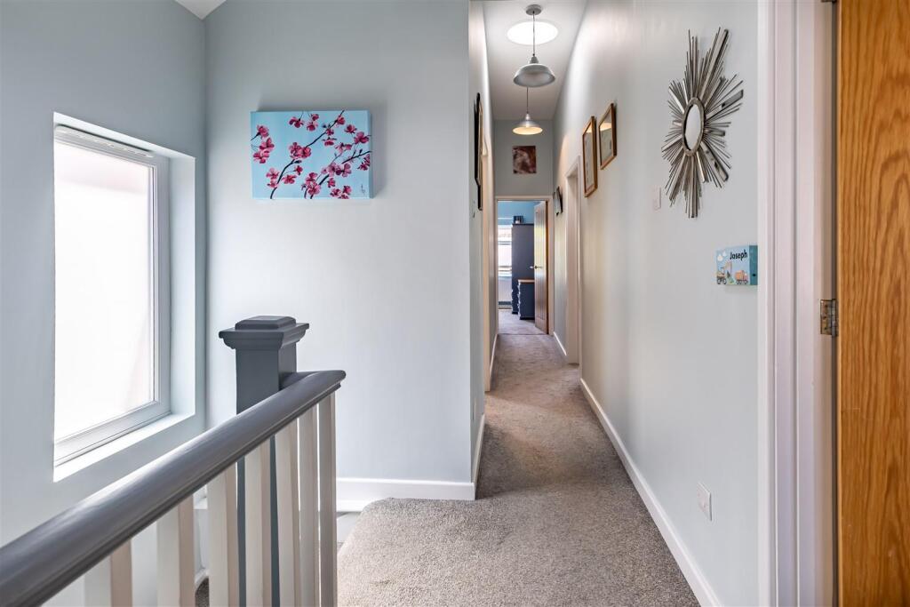 33 Tower Road (14).jpg