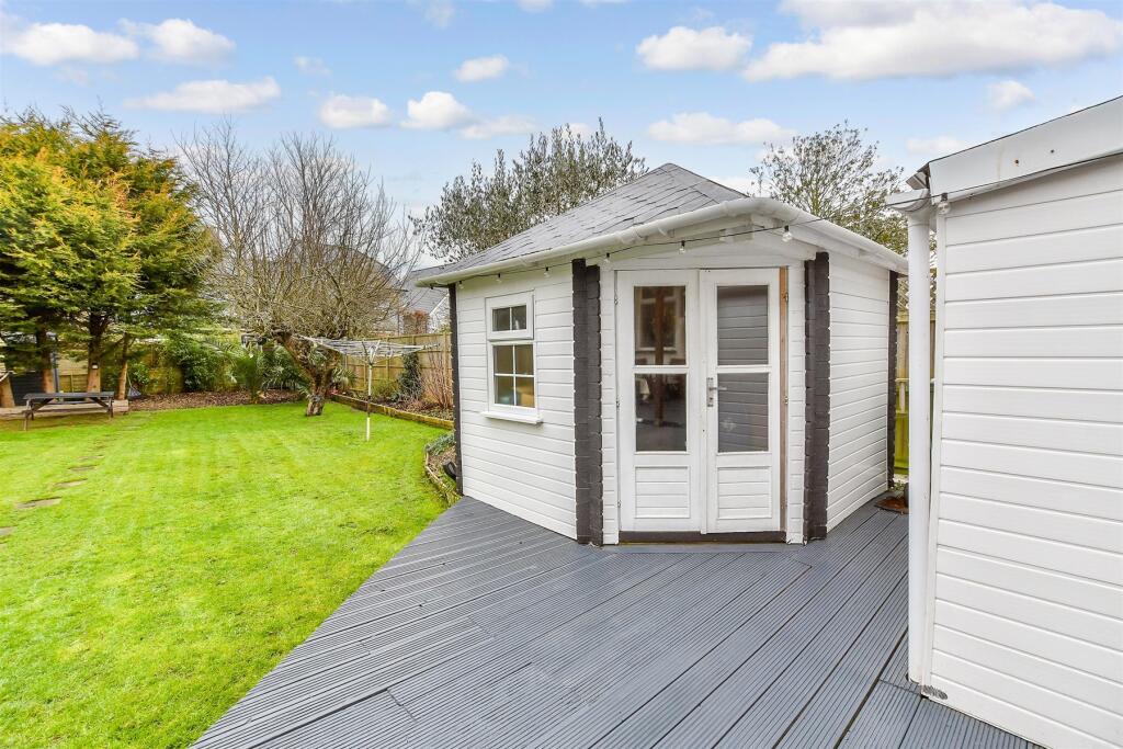 Workshop/Outbuildings