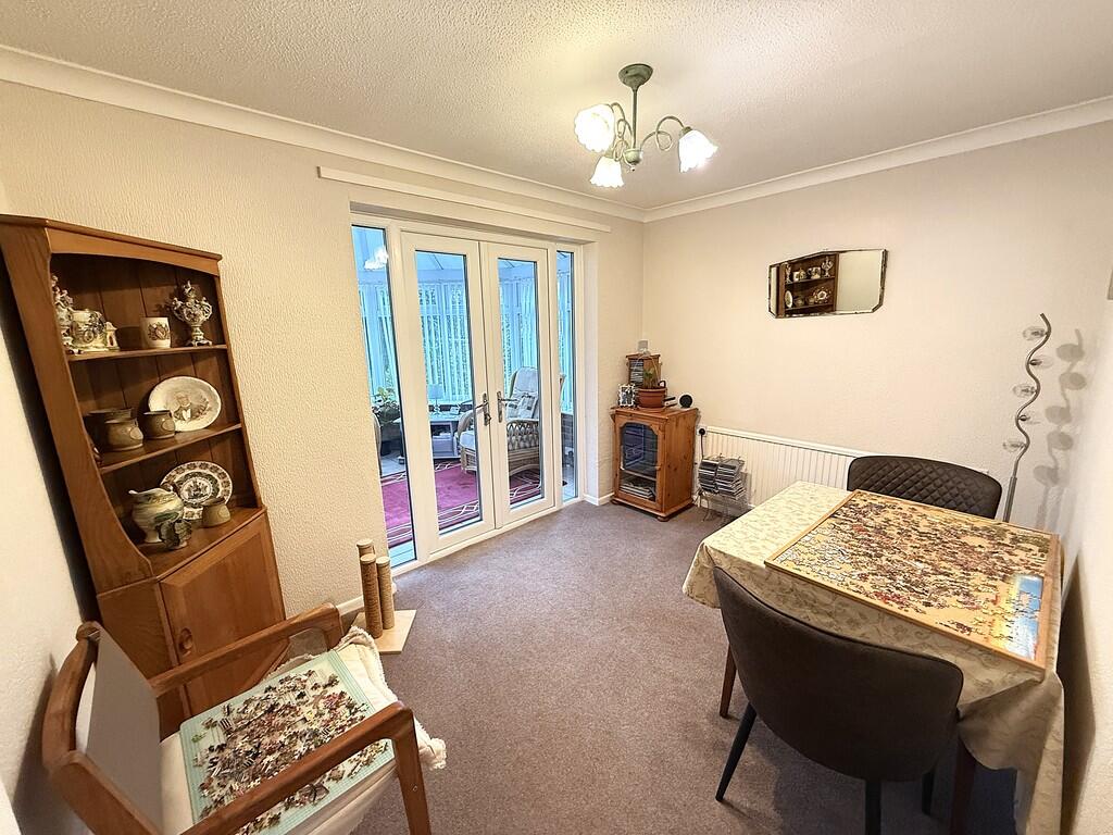 DINING ROOM 1