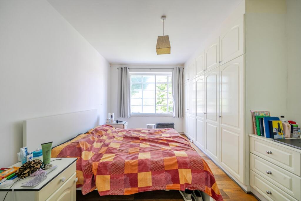 1330004-5-6883412...