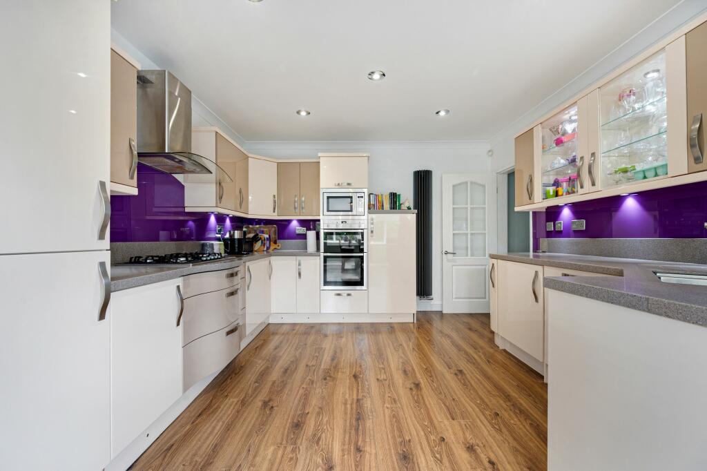 Kitchen / Diner