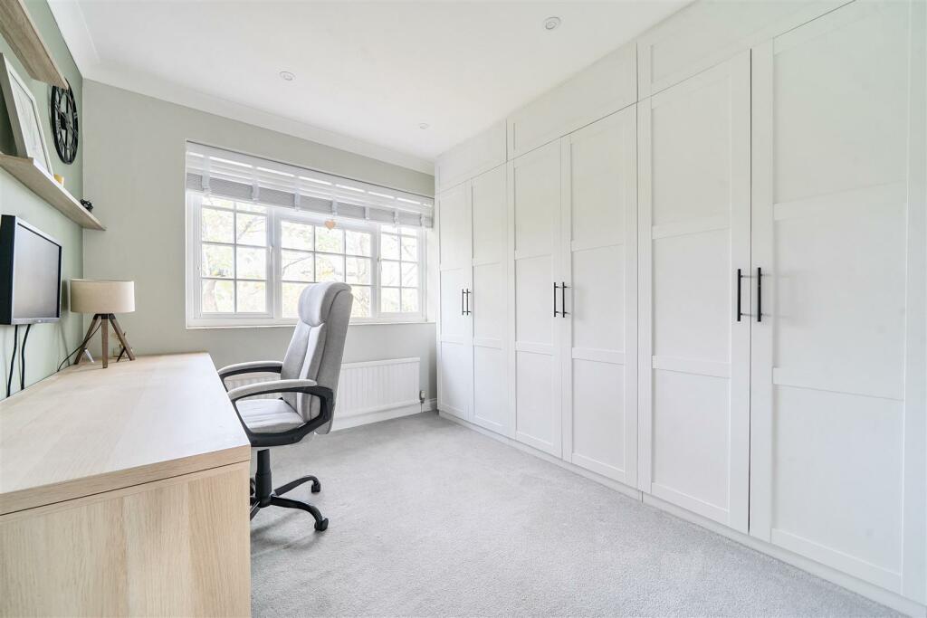 1 Devonshire Drive office.jpg