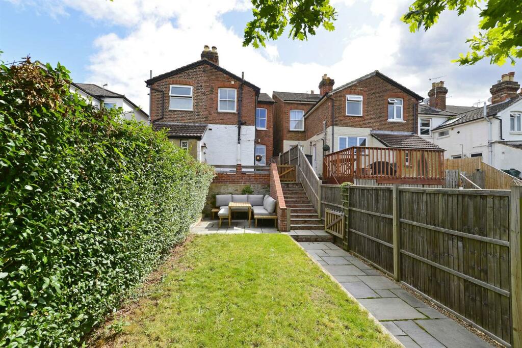 45 Springfield Road (16)-1920.jpg