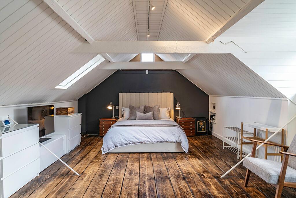 Annexe Bedroom