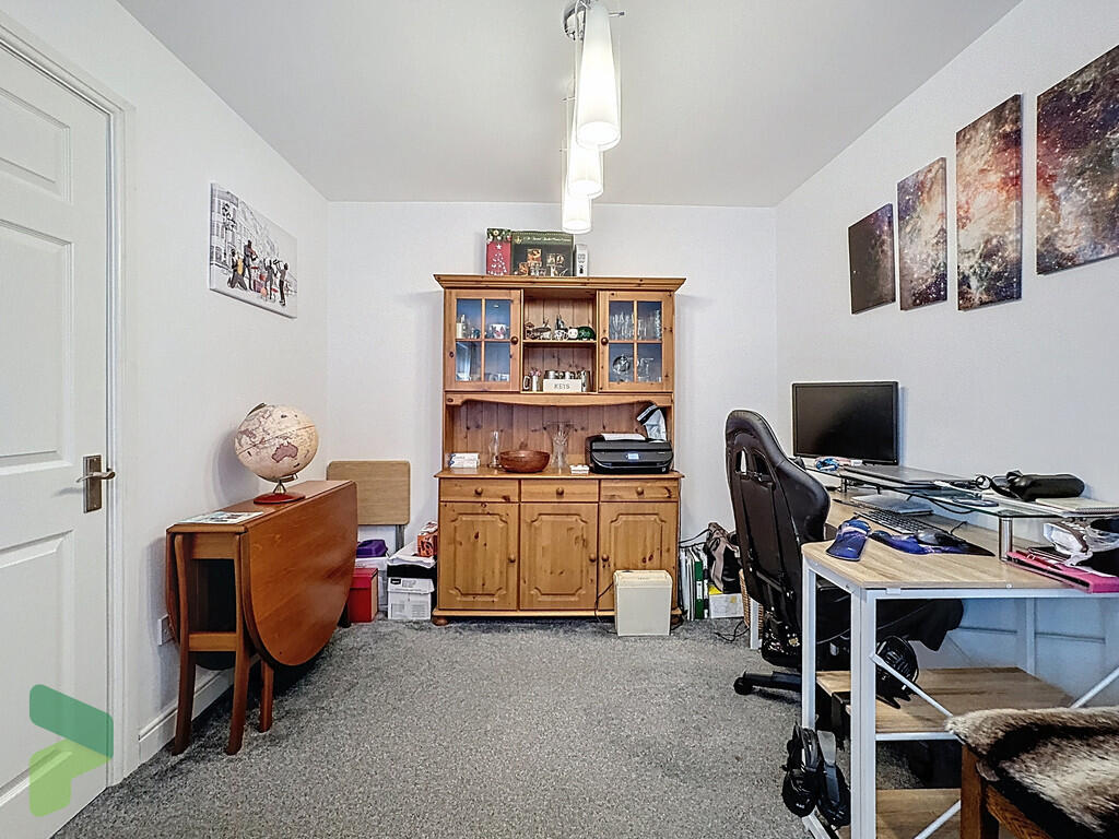 Dining room/home ...